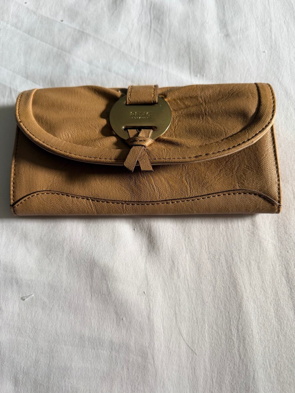 Relic leather wallet